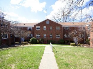 300 Claremont Ave APT C4, Verona, NJ 07044