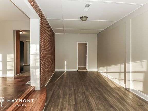 4th image of 6059 Holiday Blvd