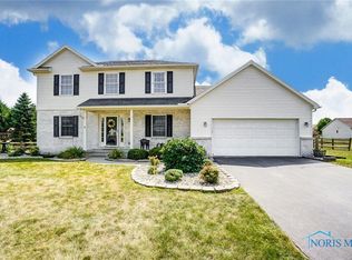 11029 Meadowville Cir, Whitehouse, OH 43571