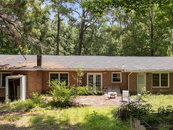 5th image of 916 Corbitt Drive