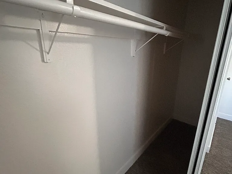 WIllowbrook Apartments — Photo 7