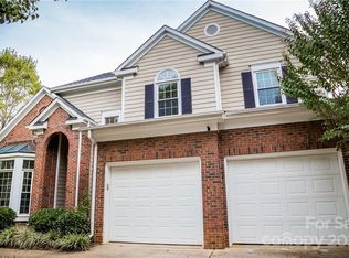 8530 Walsham Dr, Charlotte, NC 28277