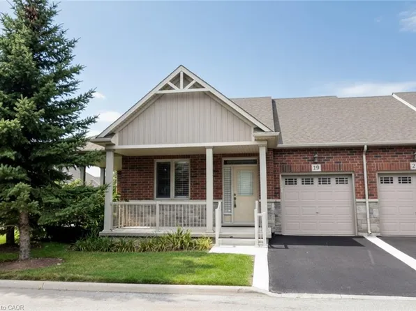 19 Stickland Ln, Hamilton, ON L0R 1C0