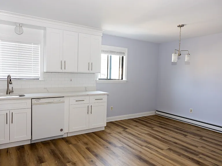 79 Victory St #3 — Photo 10
