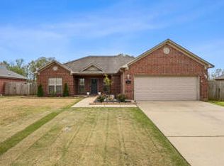 43 Golden Leaf Dr, Greenbrier, AR 72058