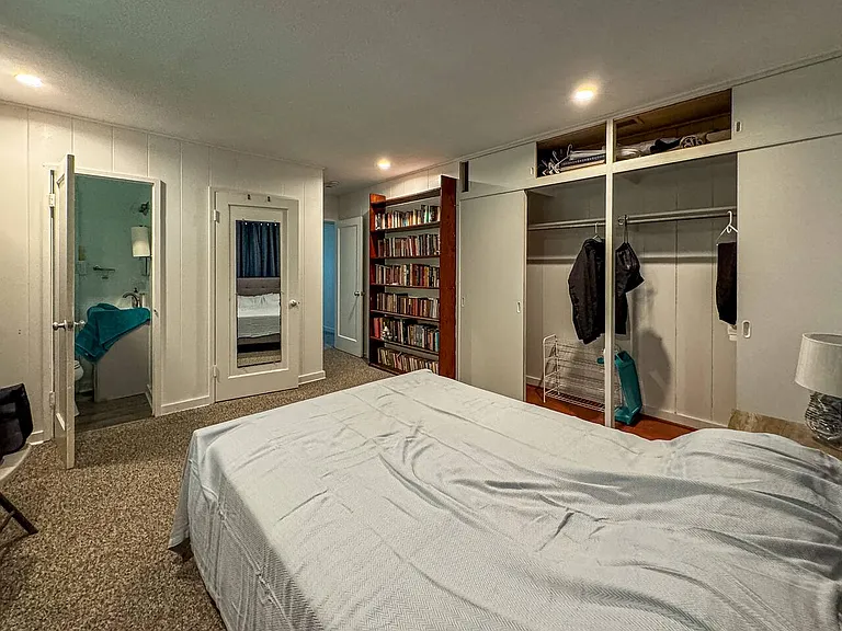 3238 Alani Dr — Photo 3