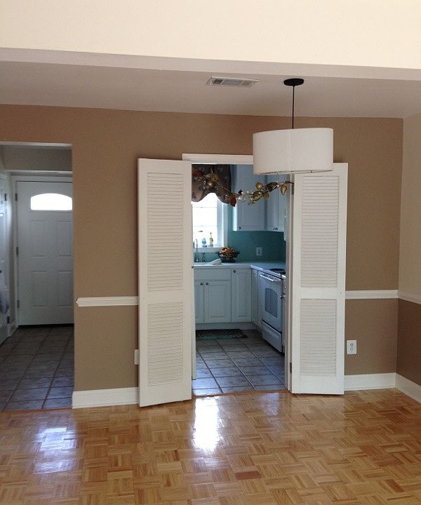 1st image of 56 Leeds Ct #B