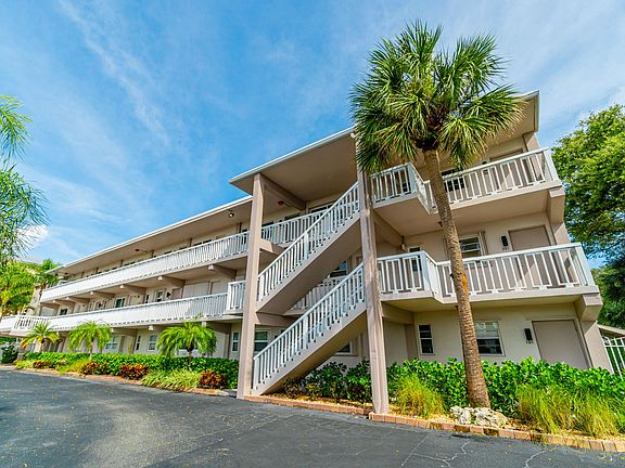 3rd image of 311 E Ocean Ave APT 108