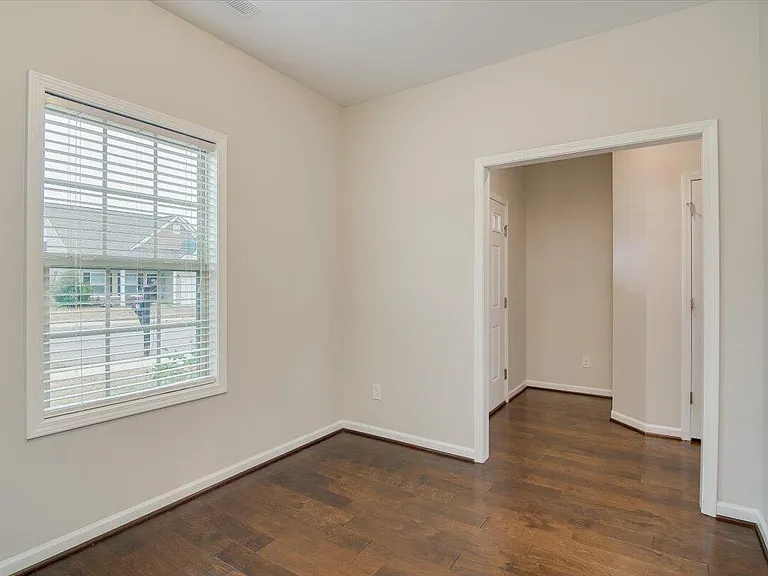 173 Tahoe Dr — Photo 7