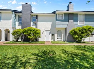 312 S 2nd St, Alvin, TX 77511