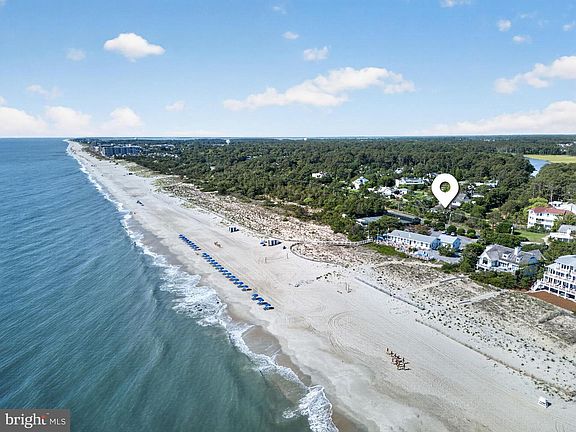 2nd image of 1 Tidewaters Rd