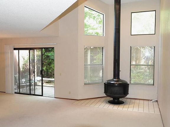 2nd image of 4719 Malero Pl