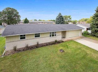 2396 Manitowoc Rd, Green Bay, WI 54311
