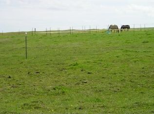 19285 Glenn Rd #D, Corning, CA 96021