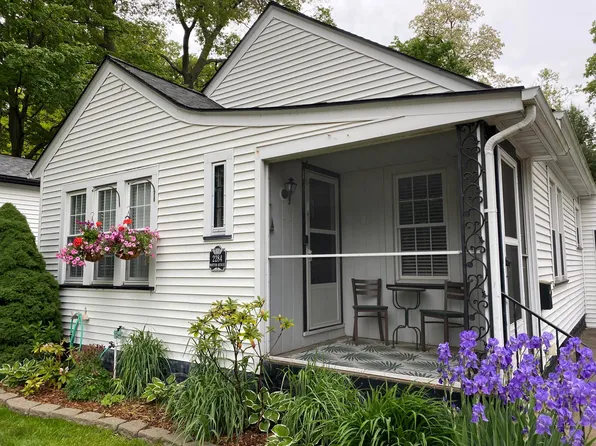2284 Morton Ave, Muskegon, MI 49441