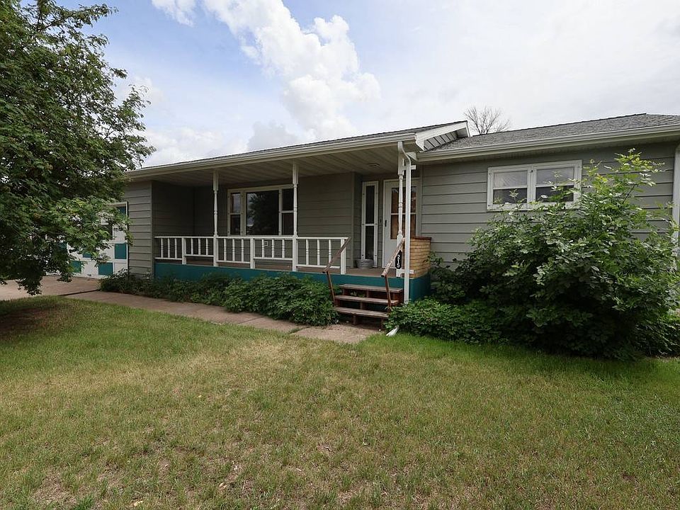 1st image of 215 11th St SE