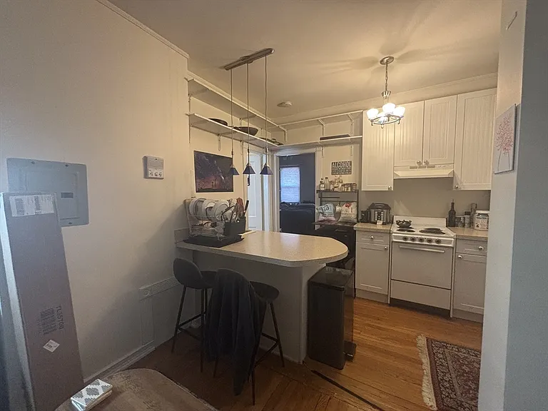 35 Queensberry St #16 — Photo 9