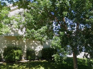 2815 Faulkner Dr, Chaska, MN 55318