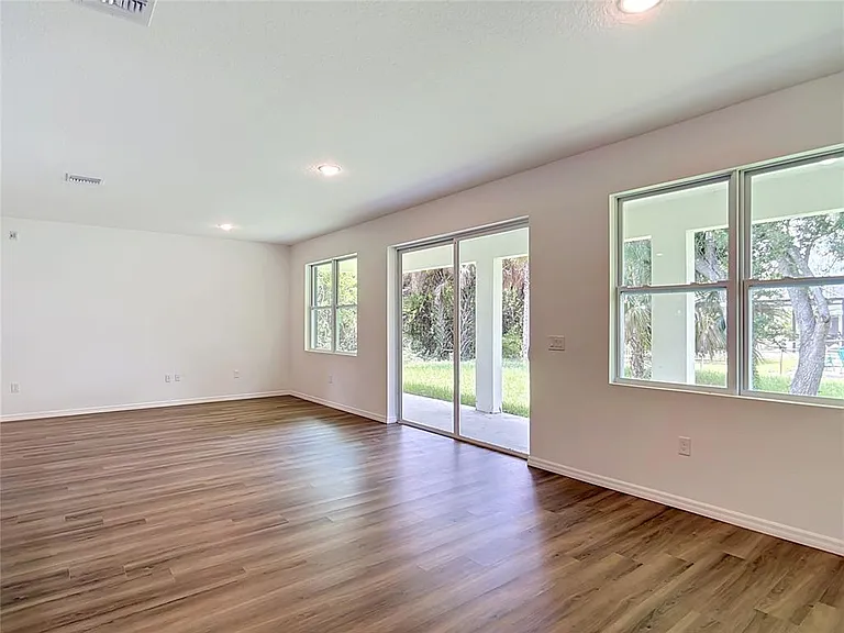 2607 Seagull Ln — Photo 9