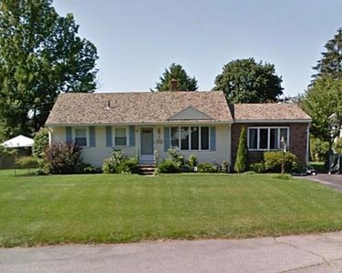 9 Carlena Ter, Woburn, MA, 01801