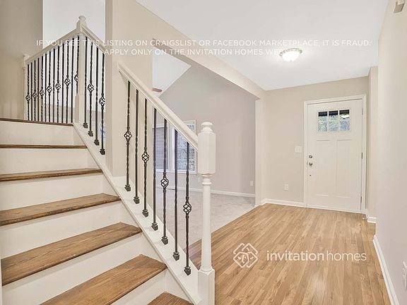 4th image of 2621 Windridge Dr