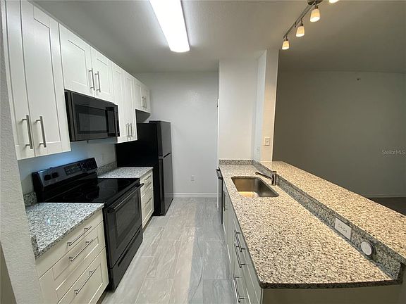 4th image of 5455 VINELAND ROAD #3310
