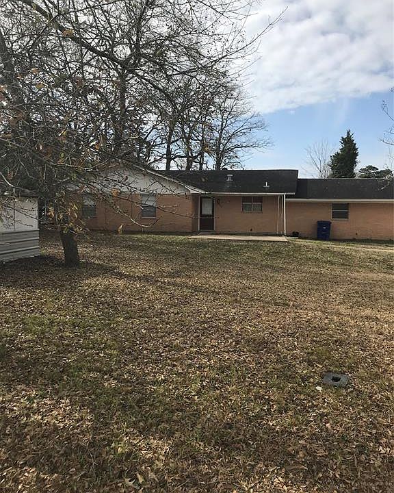 1st image of 903 Windridge Ln