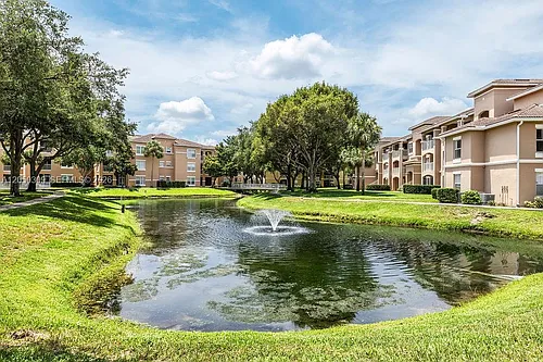 5060 Fairways Cir Photo 1