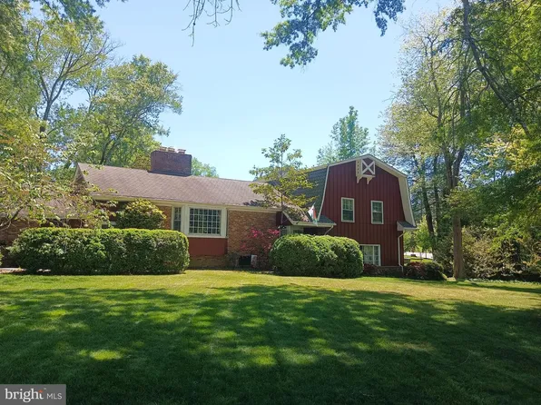1917 Wakefield St, Alexandria, VA 22308