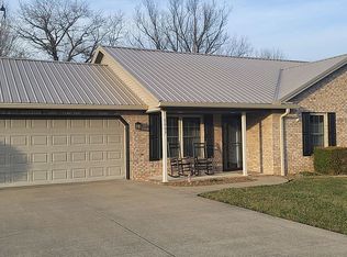5997 E Hill Park Dr, Dubois, IN 47527