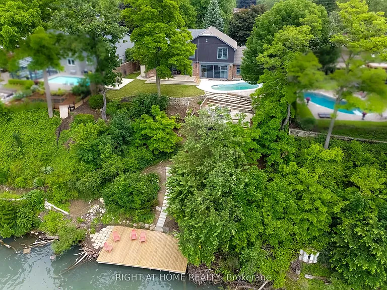 44 Royal Henley Blvd — Photo 48