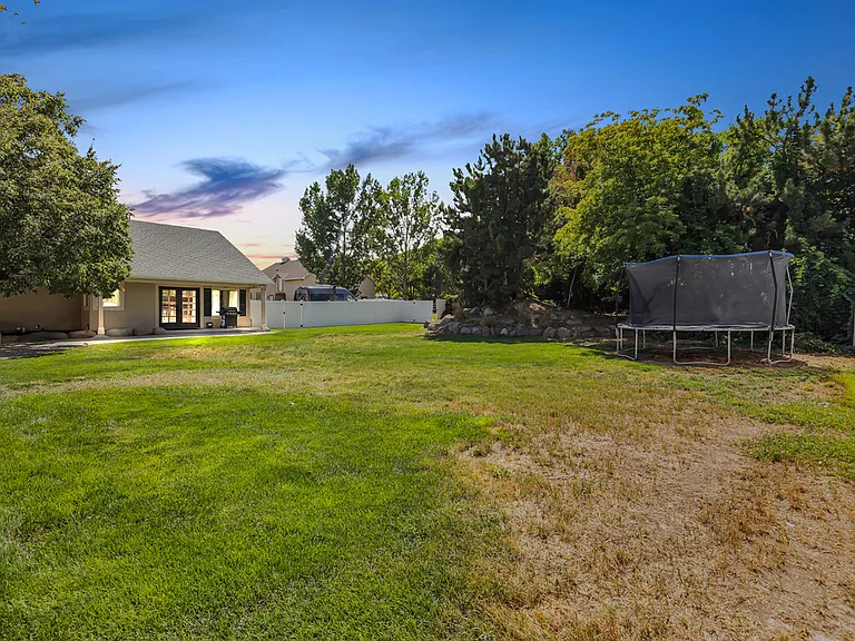 13944 S White Tail Cv — Photo 11