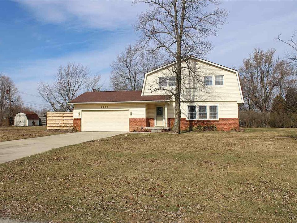 1st image of 4212 E Bluegrass Dr