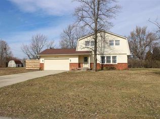 4212 E Bluegrass Dr, Muncie, IN 47303