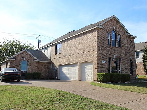 2nd image of 725 Candle Meadow Blvd