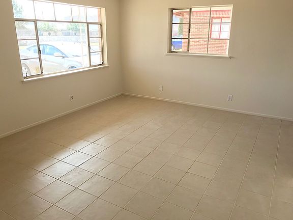 3rd image of 5605 Waycross Ave