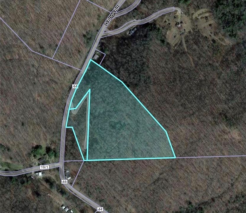 2nd image of 902 Obrion Rd