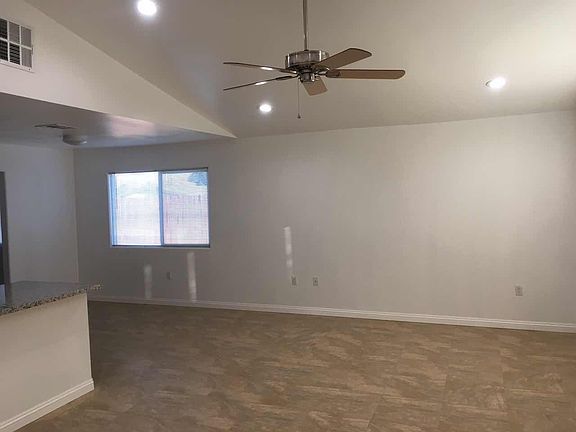 3rd image of 24680 Atwood Ave