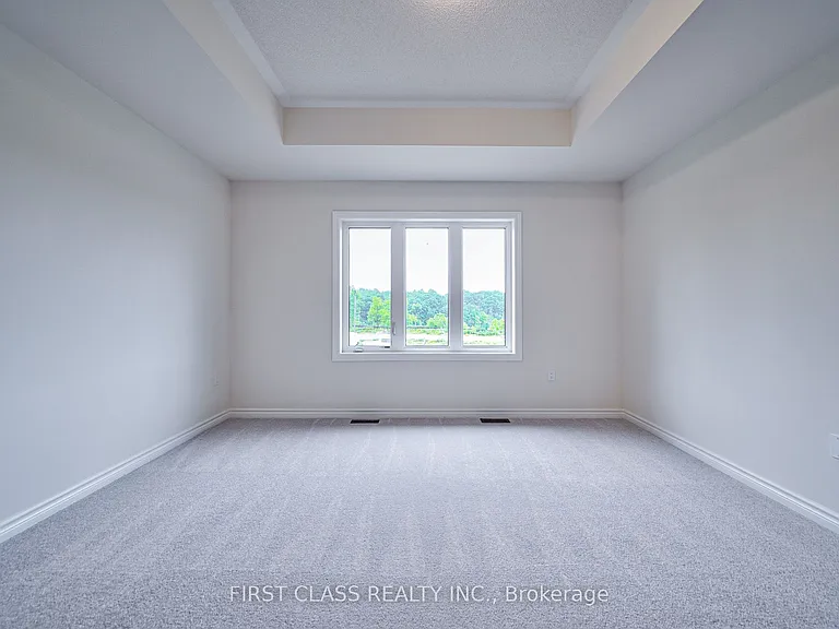 61 Kenneth Rogers Cres — Photo 36