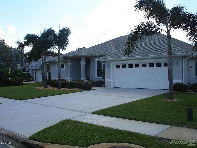 1st image of 766 Lake Dr