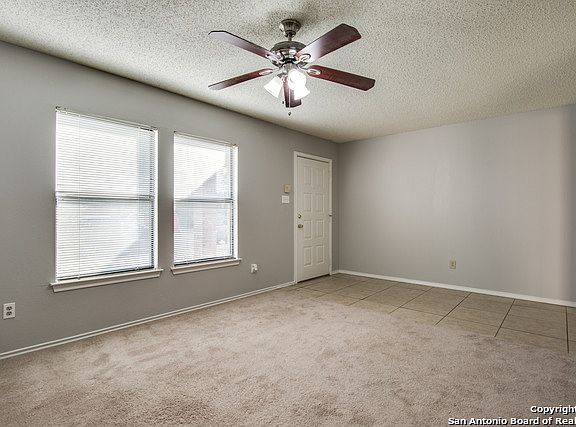 4th image of 9711 Kashmir Dr