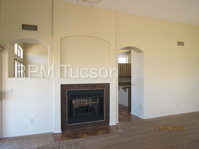 1st image of 5450 N Via Papavero