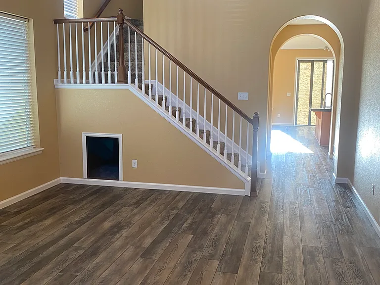 4902 S Zephyr St — Photo 5