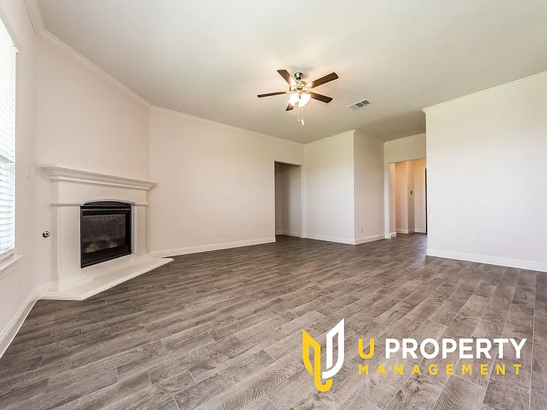 3018 Comal Ct — Photo 6
