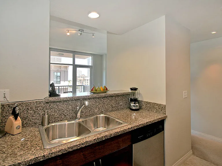 530 K St #618 — Photo 8