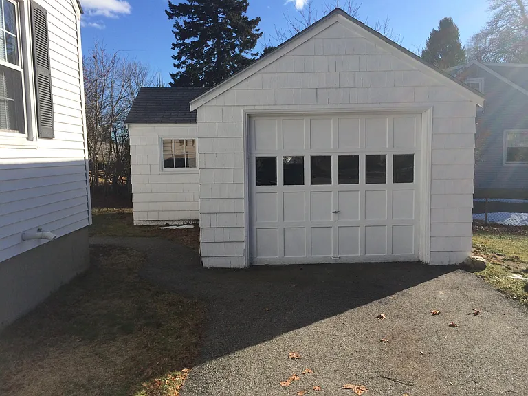 2 Farm Hill Rd — Photo 8
