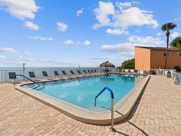 7430 Sunshine Skyway Ln S #501 — Photo 33