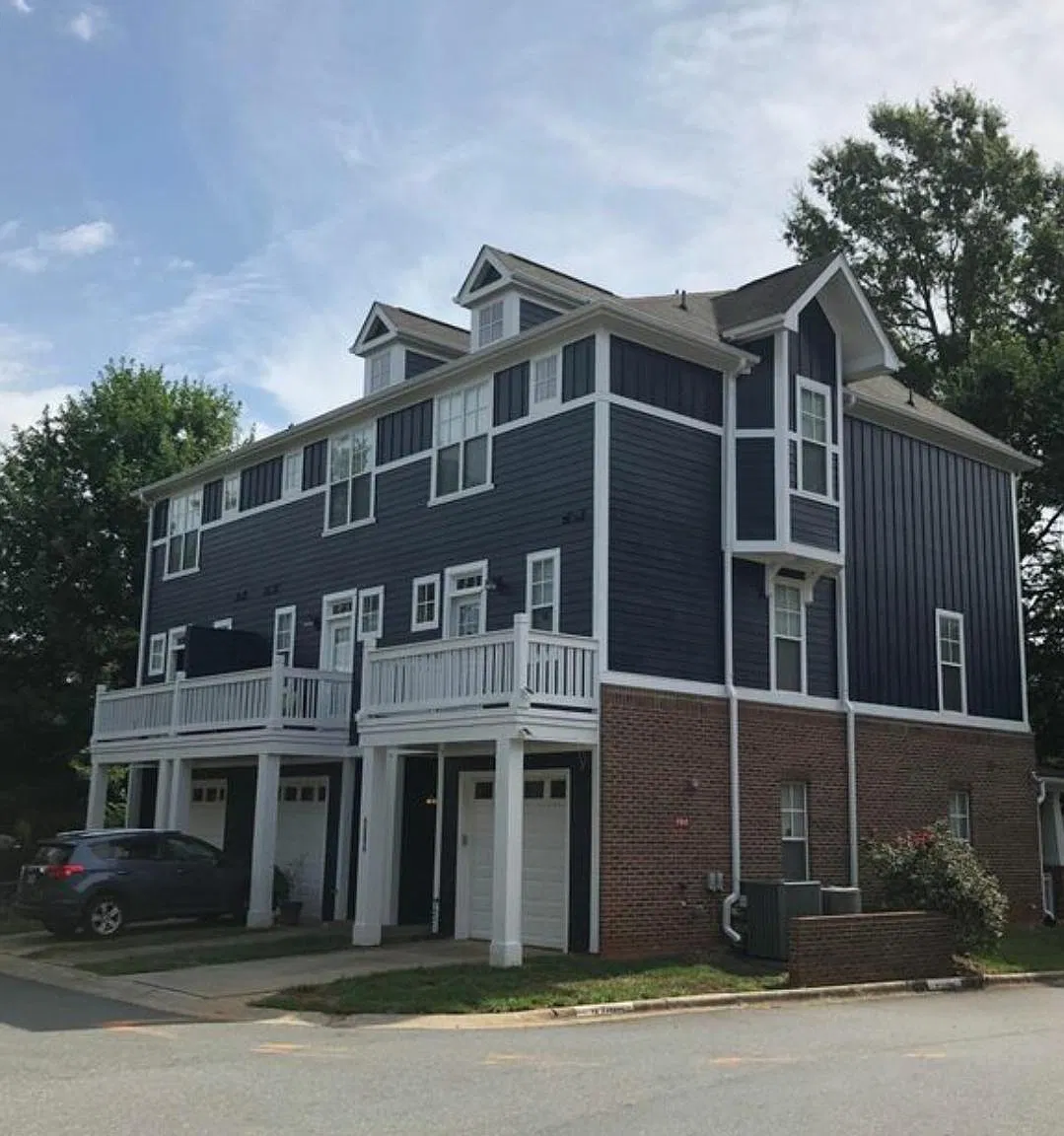1666 Walnut View Dr — Photo 2