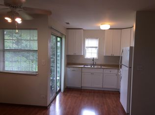 36 Gant Cir APT H, Streamwood, IL 60107