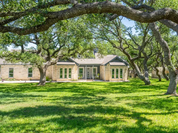 1002 N Canyonwood Dr, Dripping Springs, TX 78620